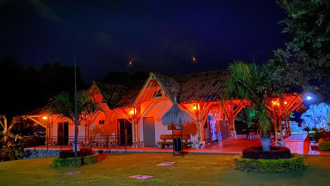 La Victoria Hotel Campestre Кімбая Екстер'єр фото