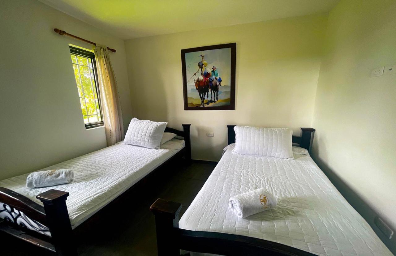 La Victoria Hotel Campestre Кімбая Екстер'єр фото